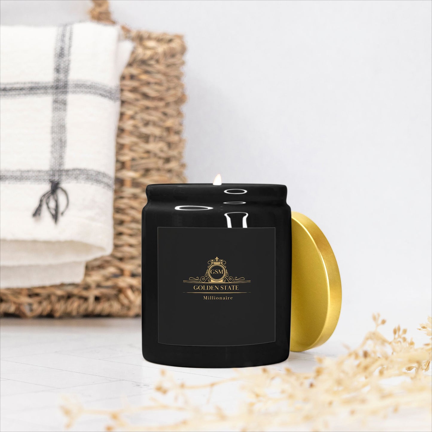 Gold and black Candle Ceramic 8oz (Black)